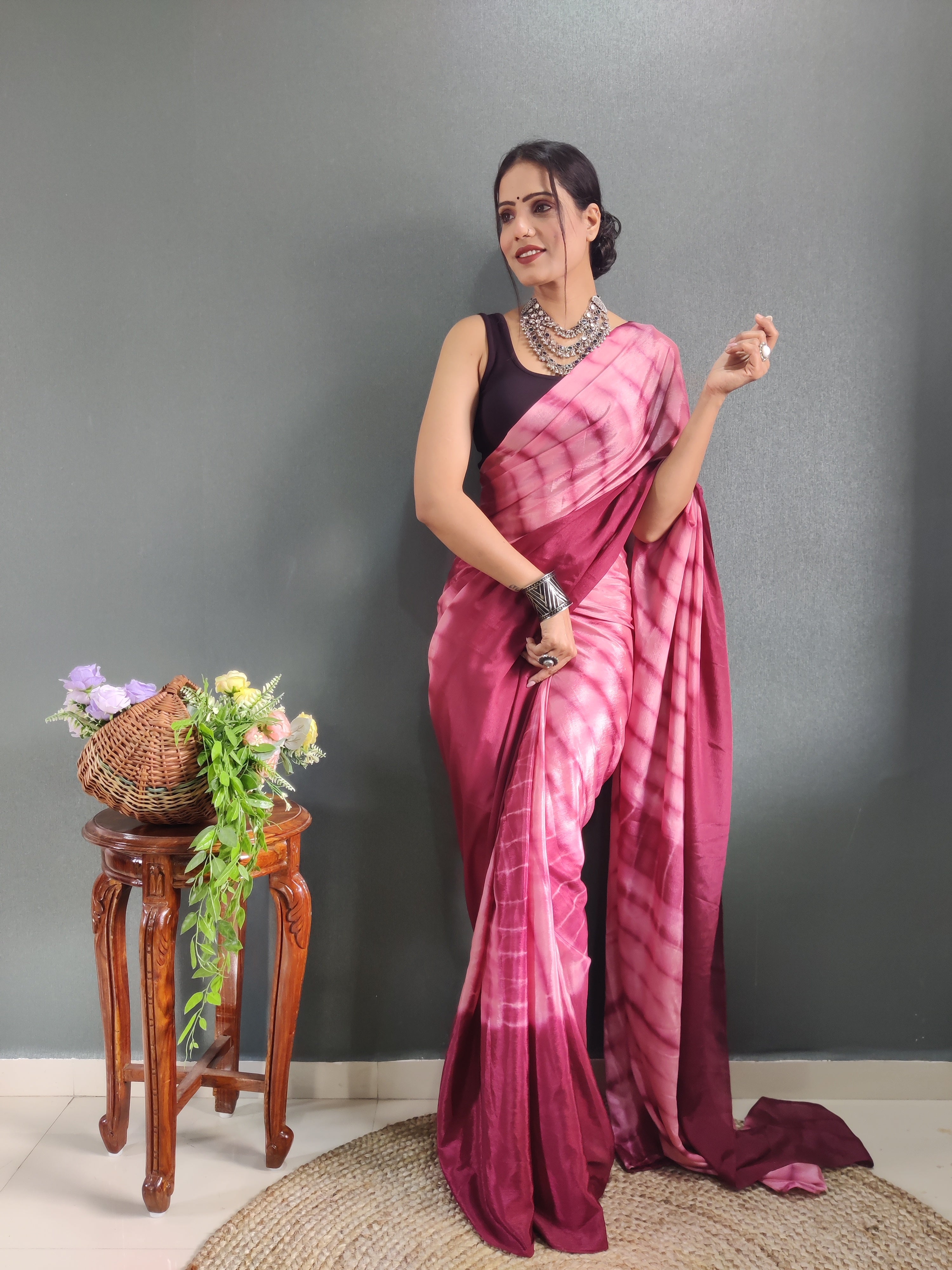 1 MIN Ready To Wear Sibori Border Maroon Shade Saree