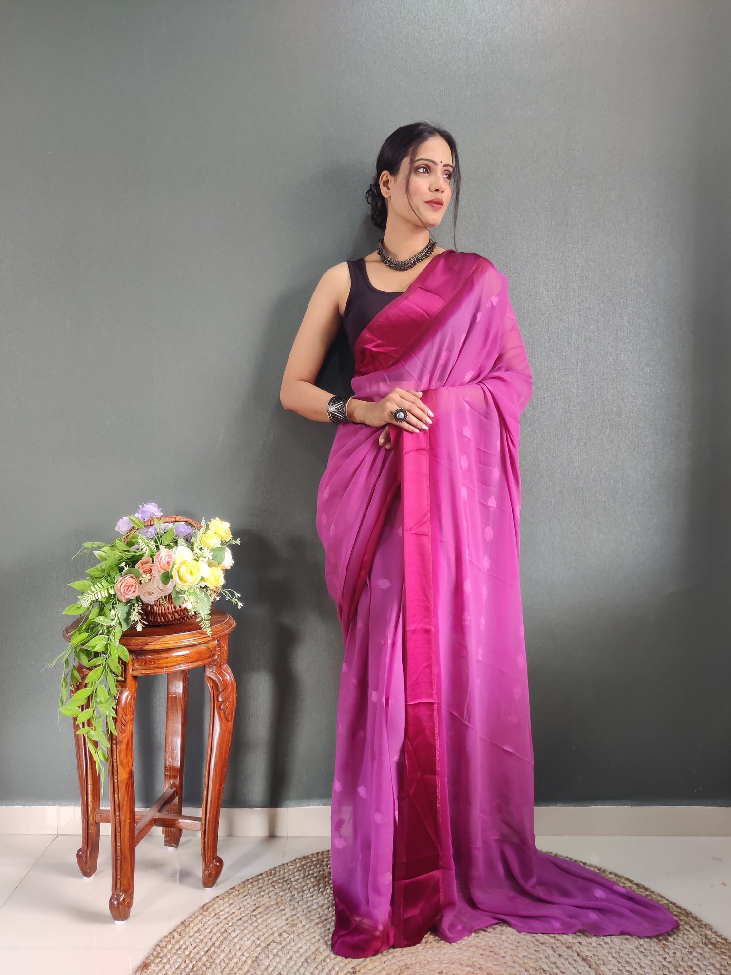 1 MIN Ready To Wear Pink Yamuna Saree