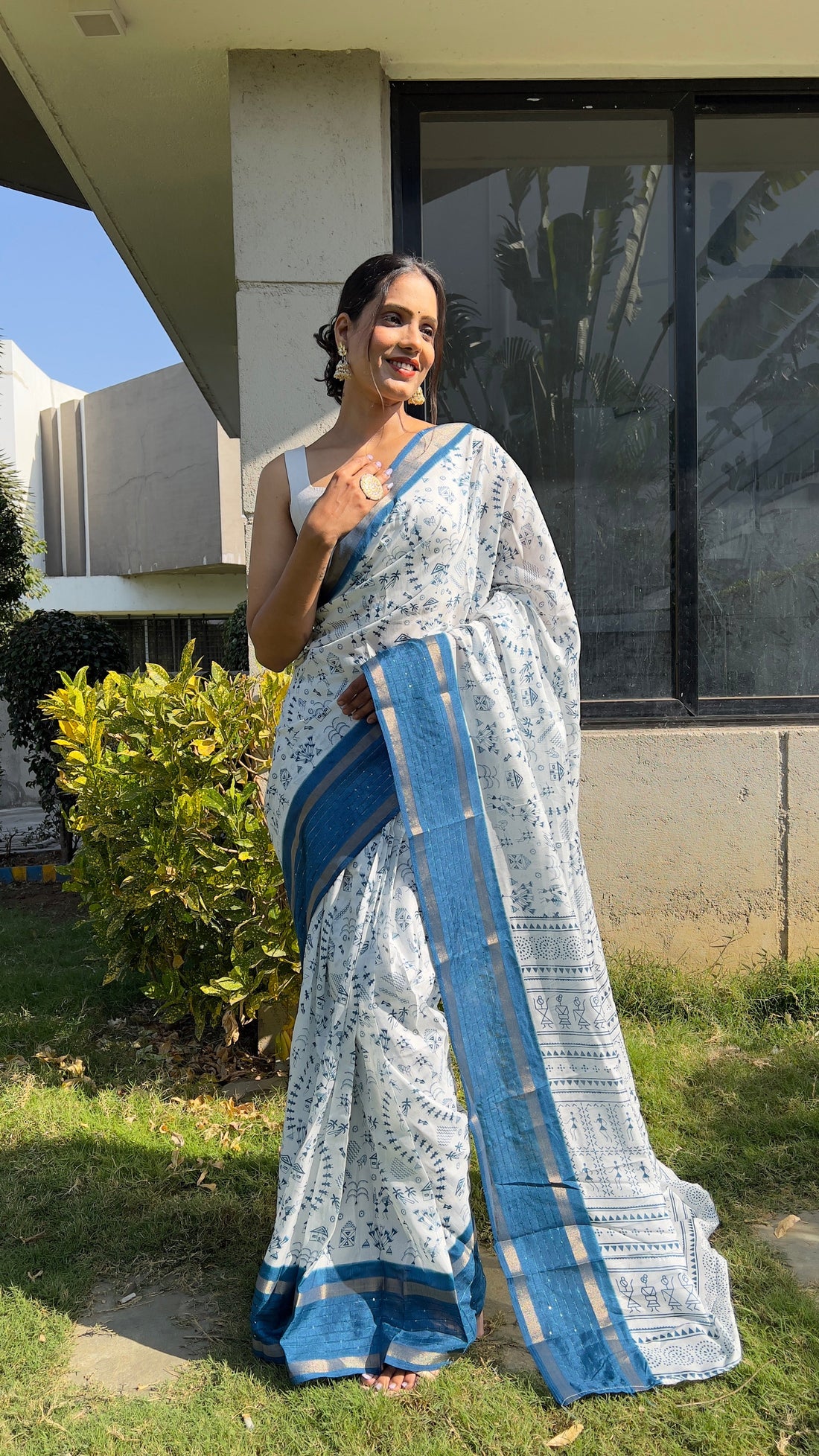 1 MIN Ready To Wear Blue White Kalamkari Saree