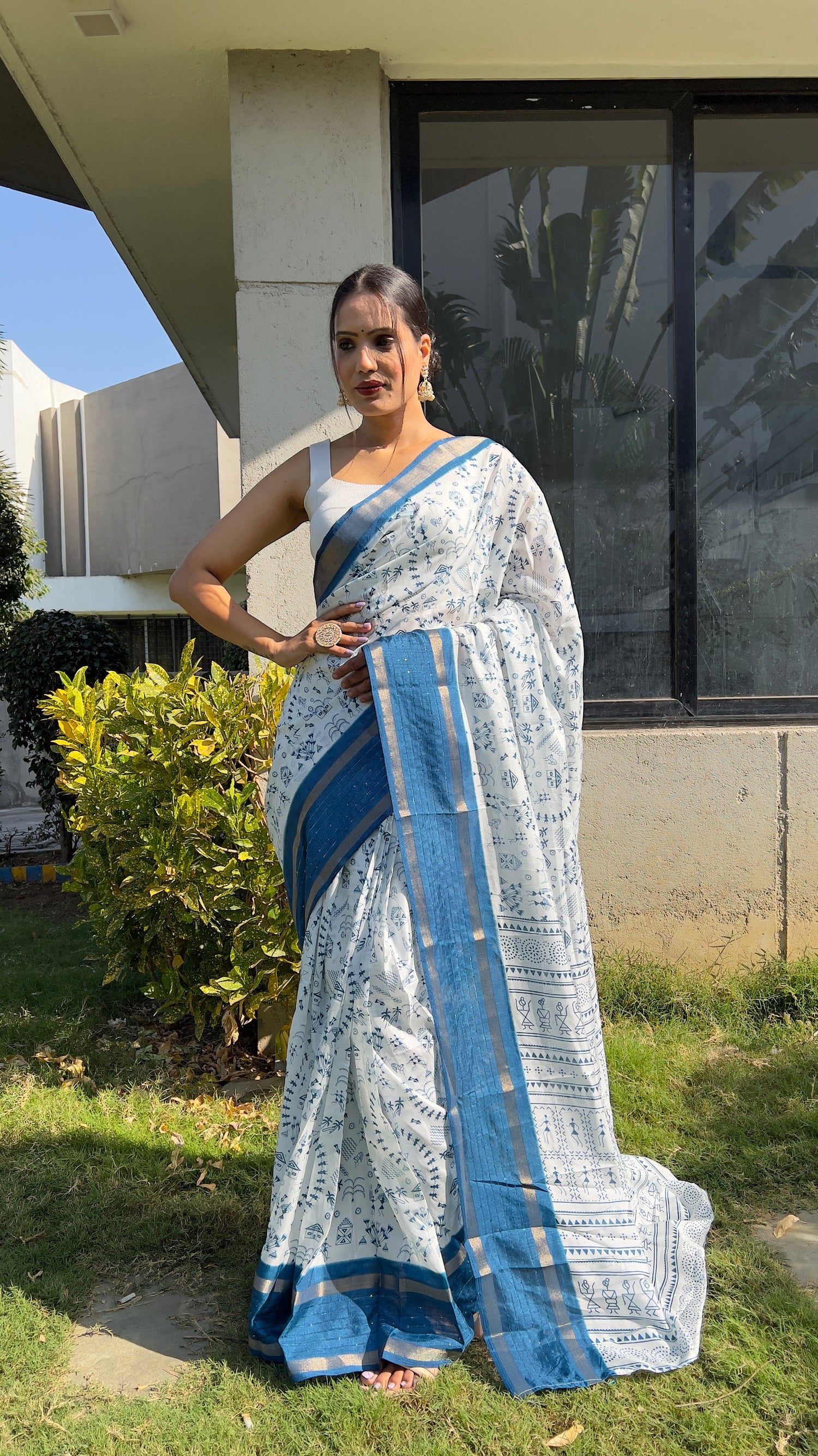 1 MIN Ready To Wear Blue White Kalamkari Saree