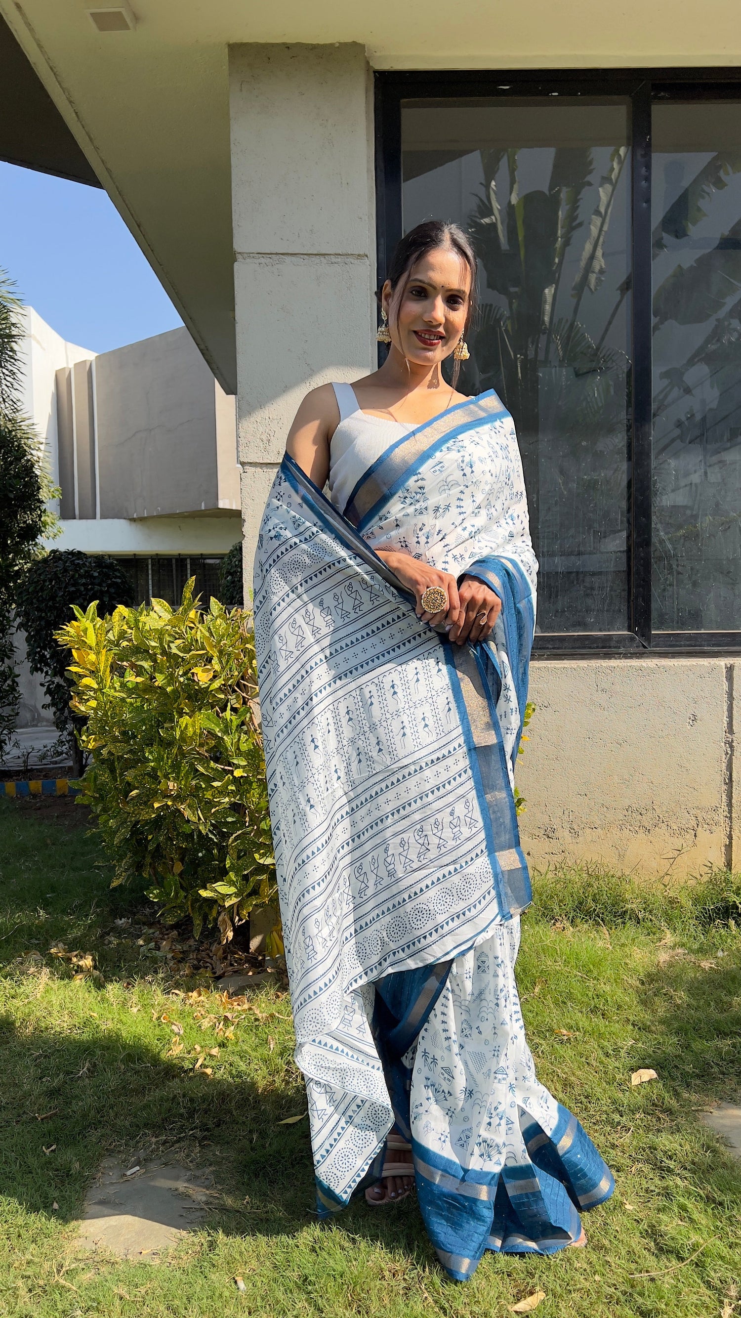 1 MIN Ready To Wear Blue White Kalamkari Saree