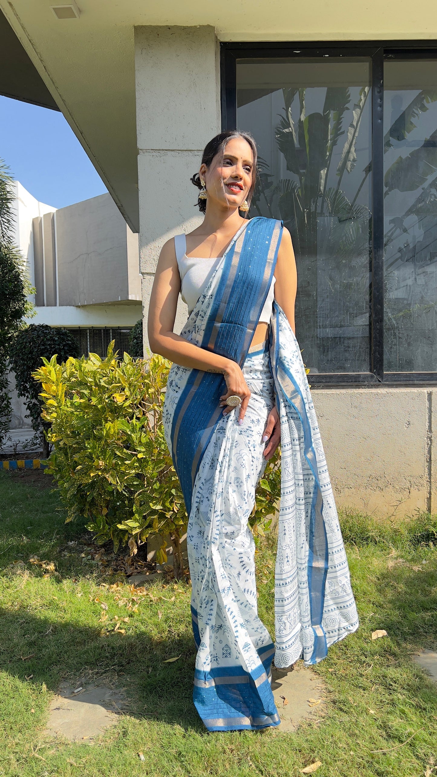 1 MIN Ready To Wear Blue White Kalamkari Saree