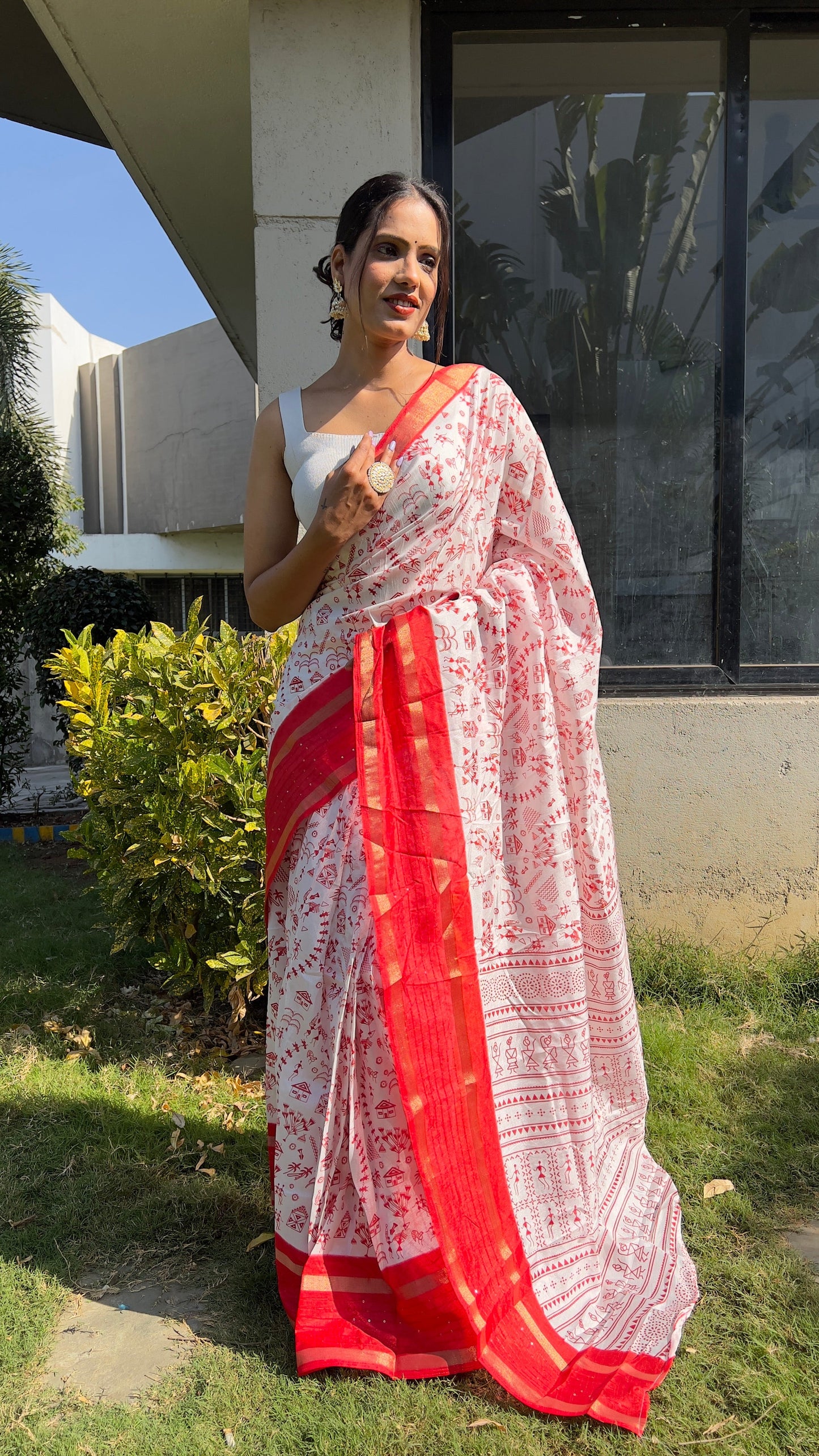 1 MIN Ready To Wear Red White Kalamkari Saree