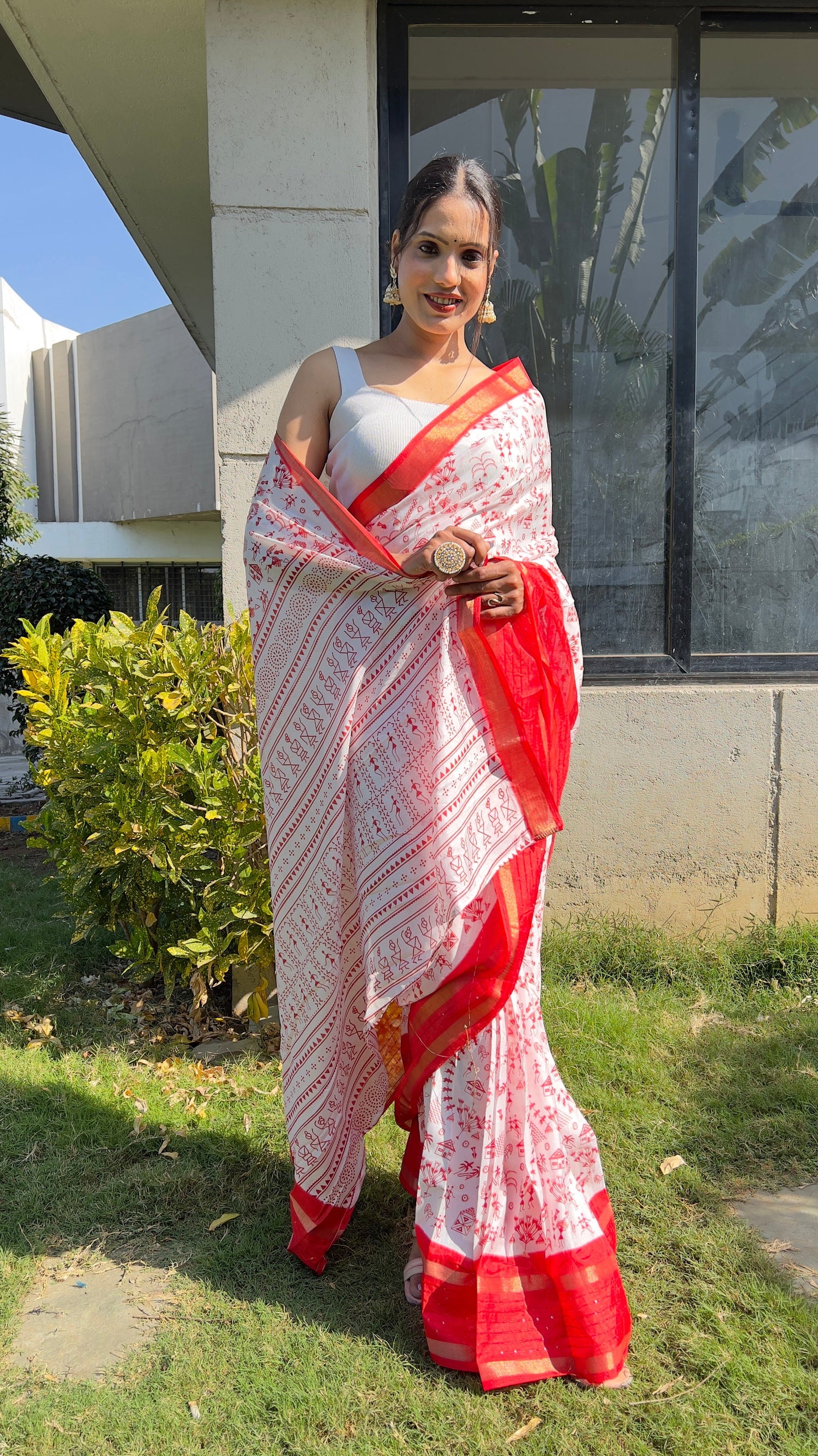 1 MIN Ready To Wear Red White Kalamkari Saree