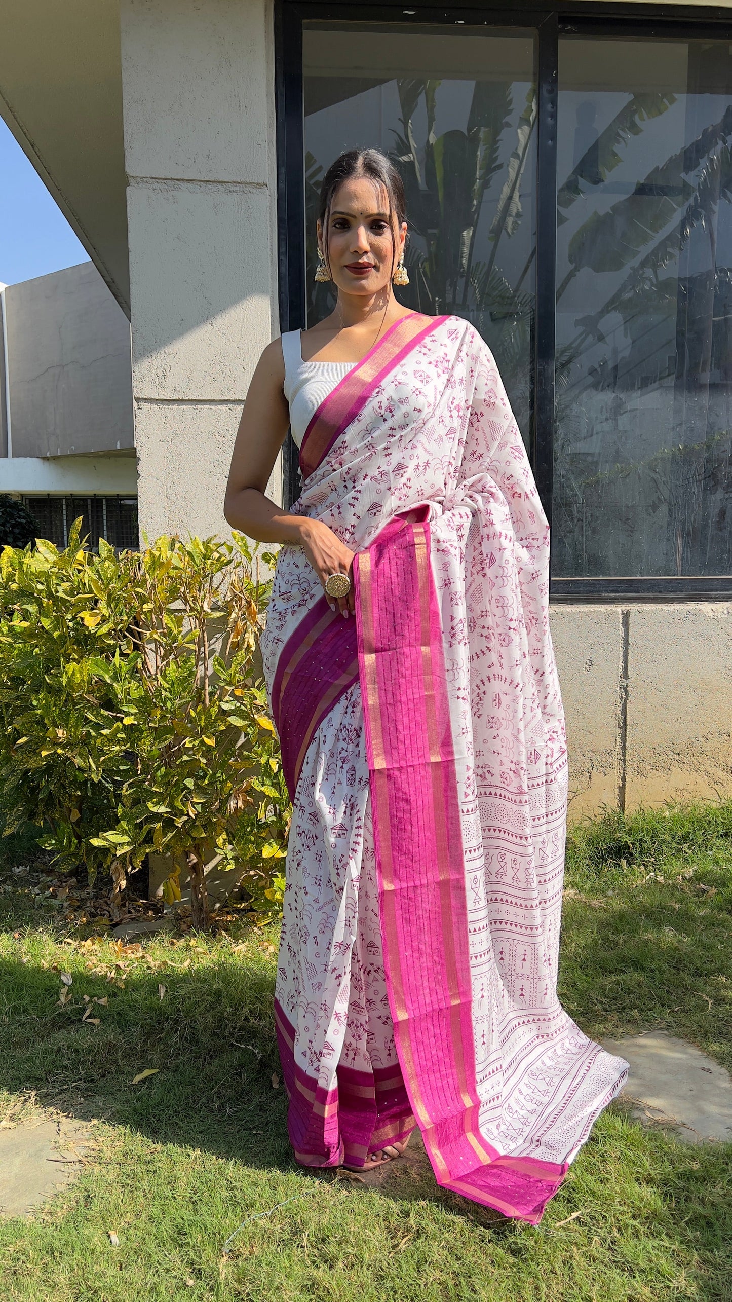 1 MIN Ready To Wear Pink White Kalamkari Saree