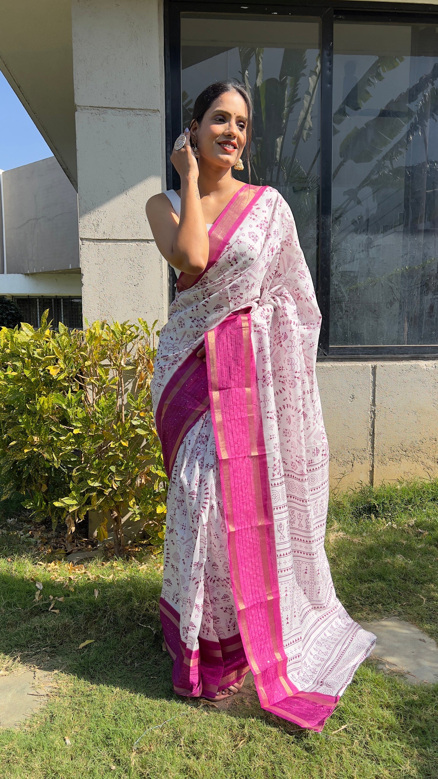 1 MIN Ready To Wear Pink White Kalamkari Saree