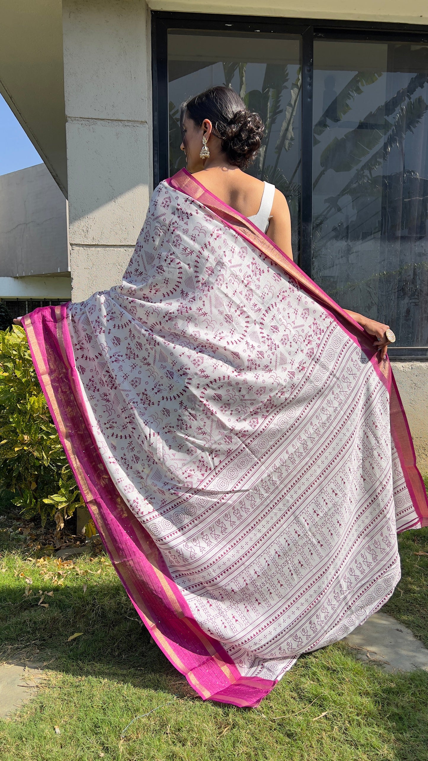 1 MIN Ready To Wear Pink White Kalamkari Saree