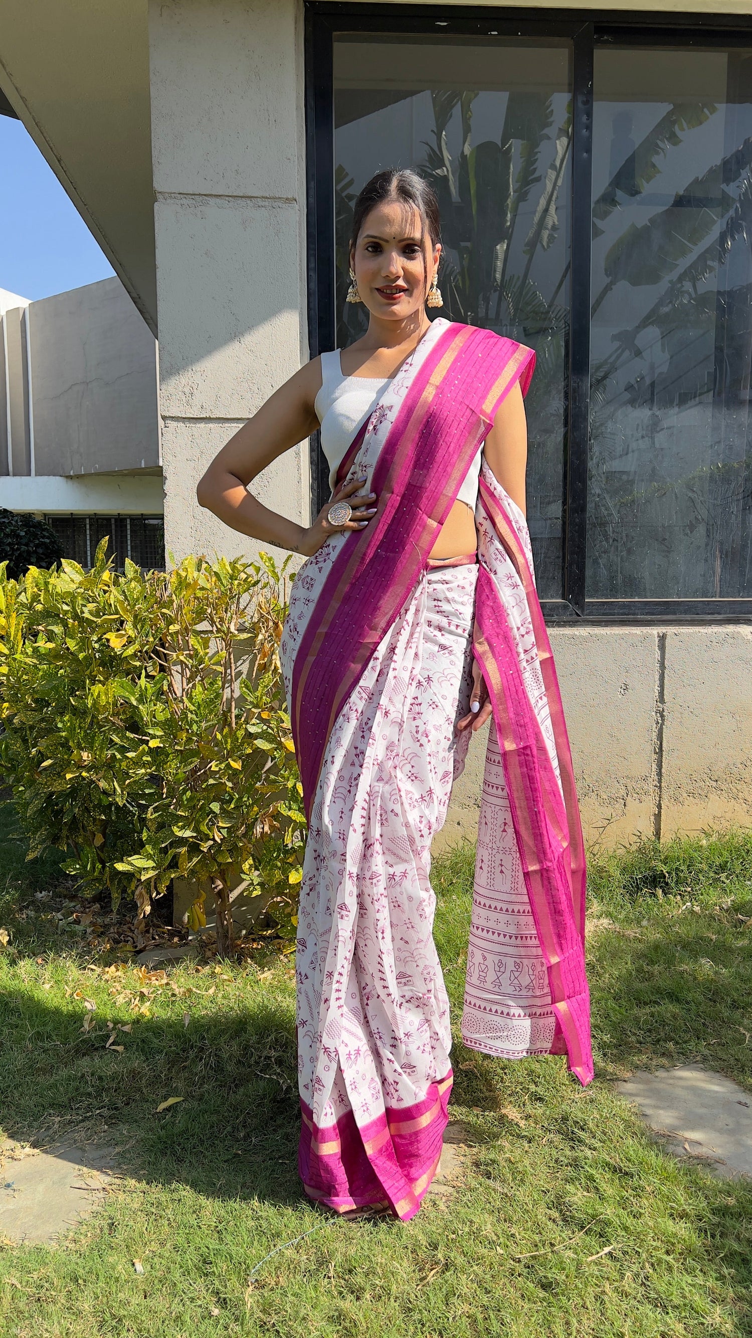 1 MIN Ready To Wear Pink White Kalamkari Saree