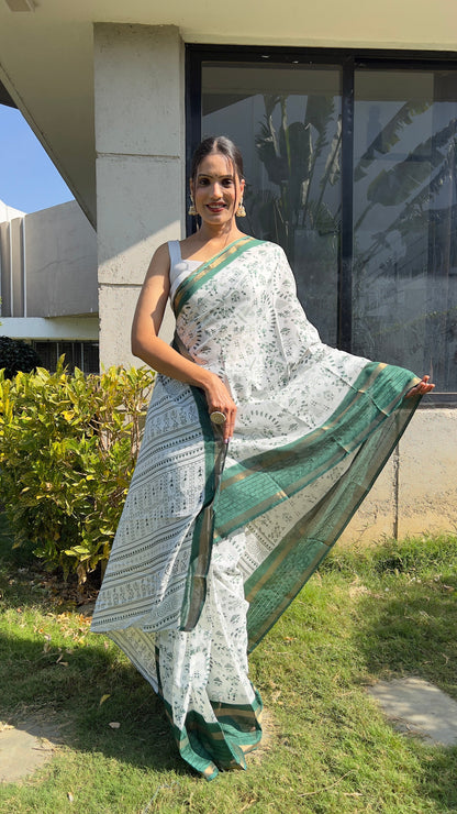 1 MIN Ready To Wear Green White Kalamkari Saree