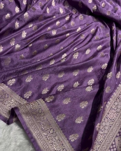Ityaa - Lavender Bloom – Satin Silk Saree with Silver Zari Weaving