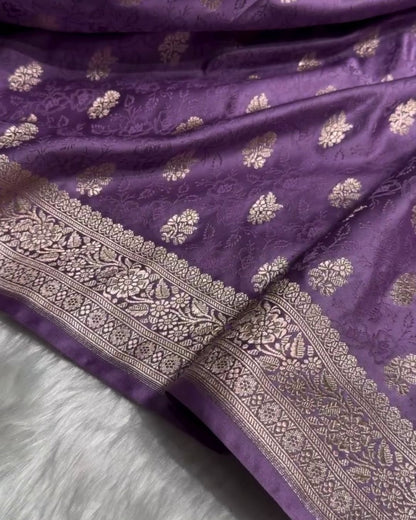 Ityaa - Lavender Bloom – Satin Silk Saree with Silver Zari Weaving