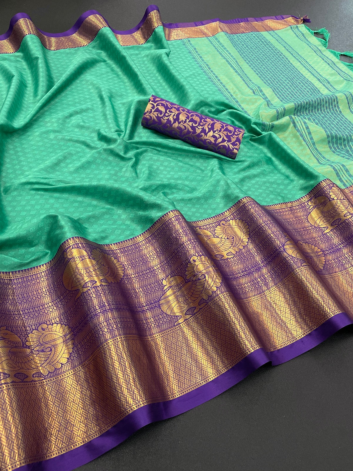 Riya RamaGreen Cotton Silk Saree