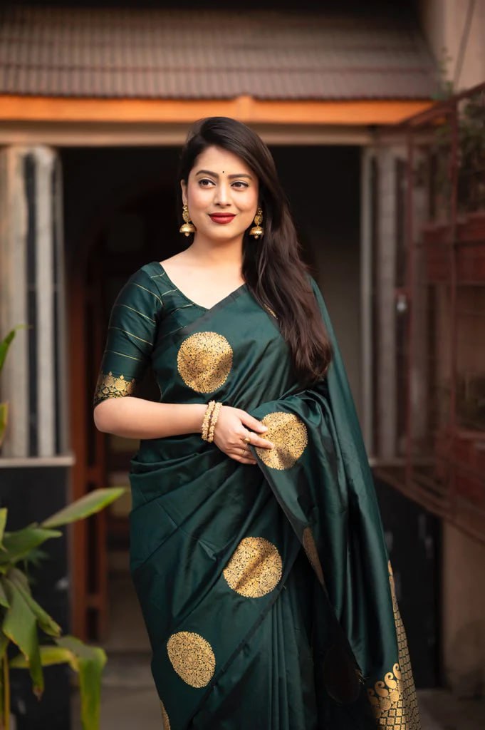 GREEN-Golden  Butta Traditional Kanchi Soft Silk Sari With Attached Blouse