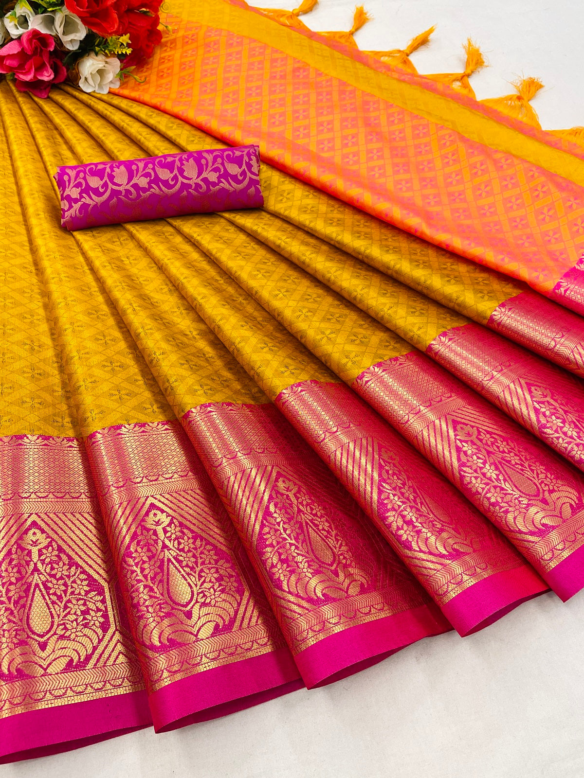 Heta Yellow Light Pink Cotton Silk Sarees