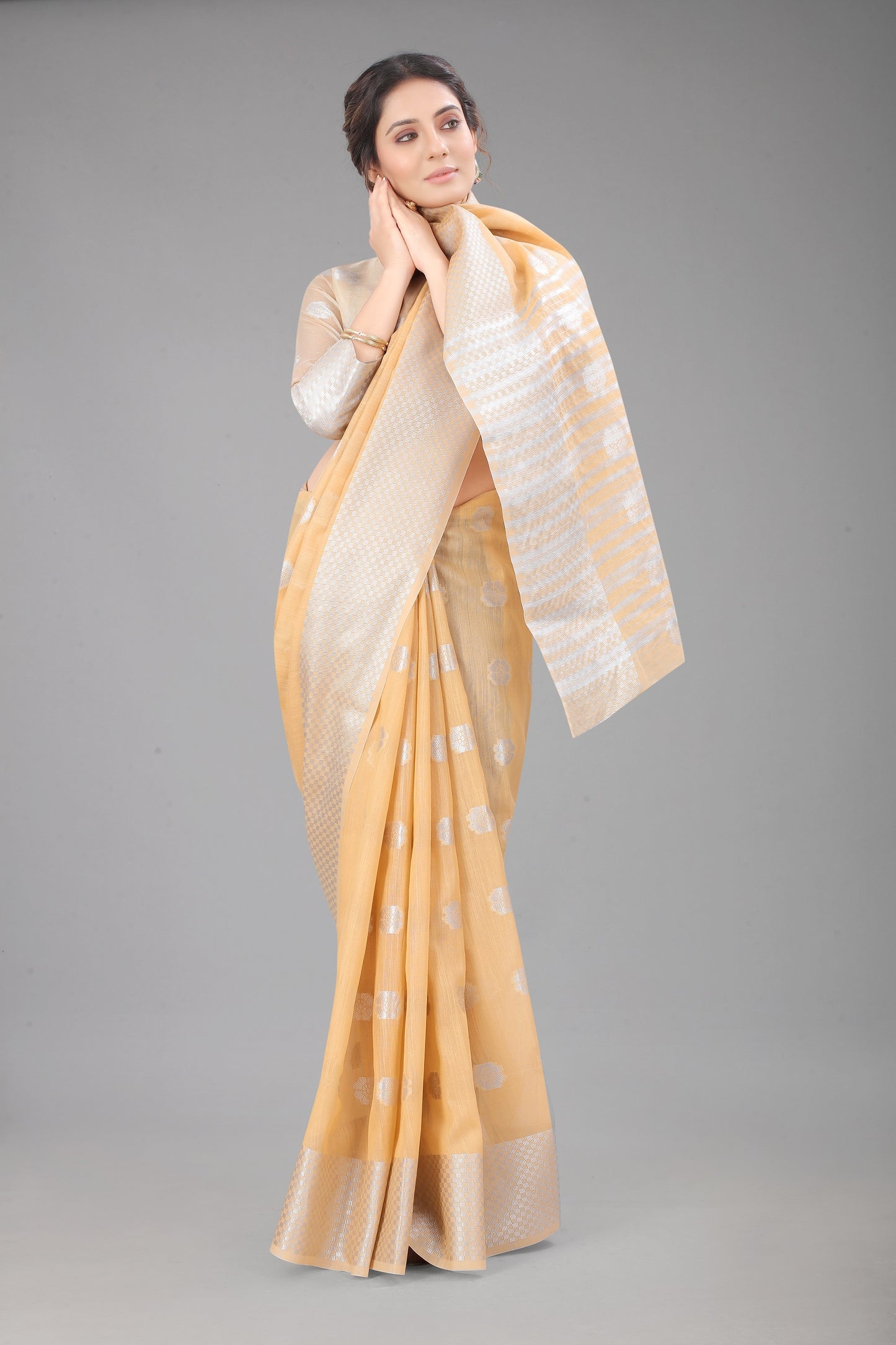 Mochachiku-Colored Cotton Silk Saree Set Complete with Matching Blouse