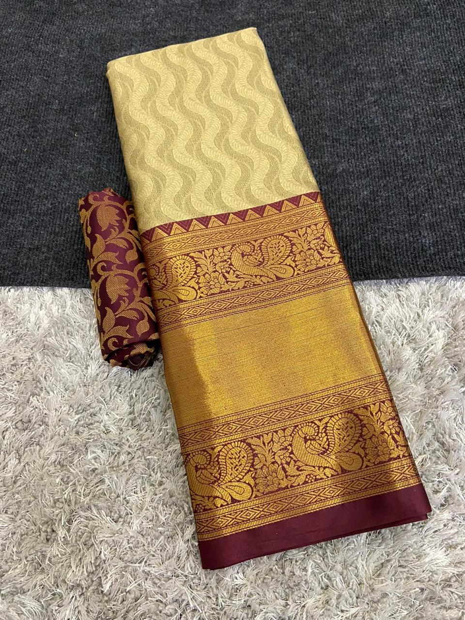 Kareena Chiku Brown Cotton Silk Sarees