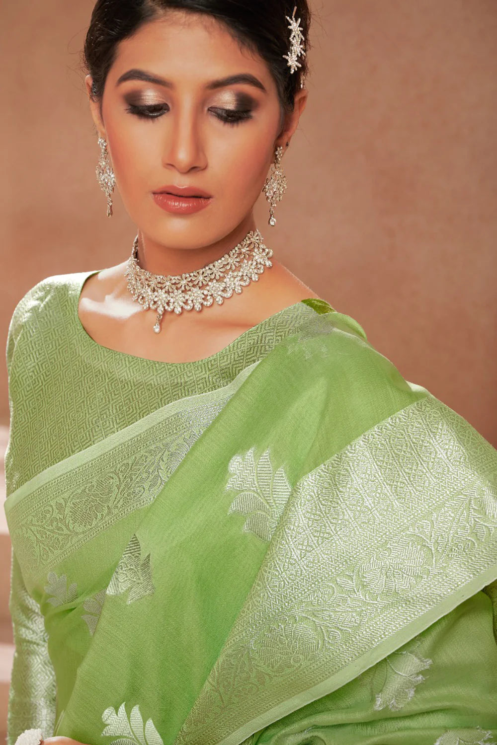 Pistachio Heer Linen Silk Saree