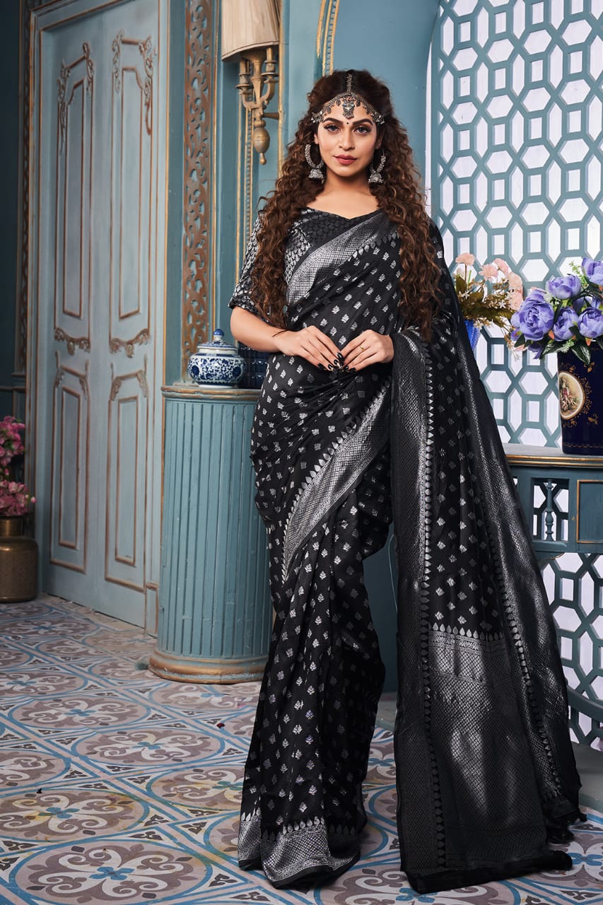 Shushila Black Kanchipuram Saree