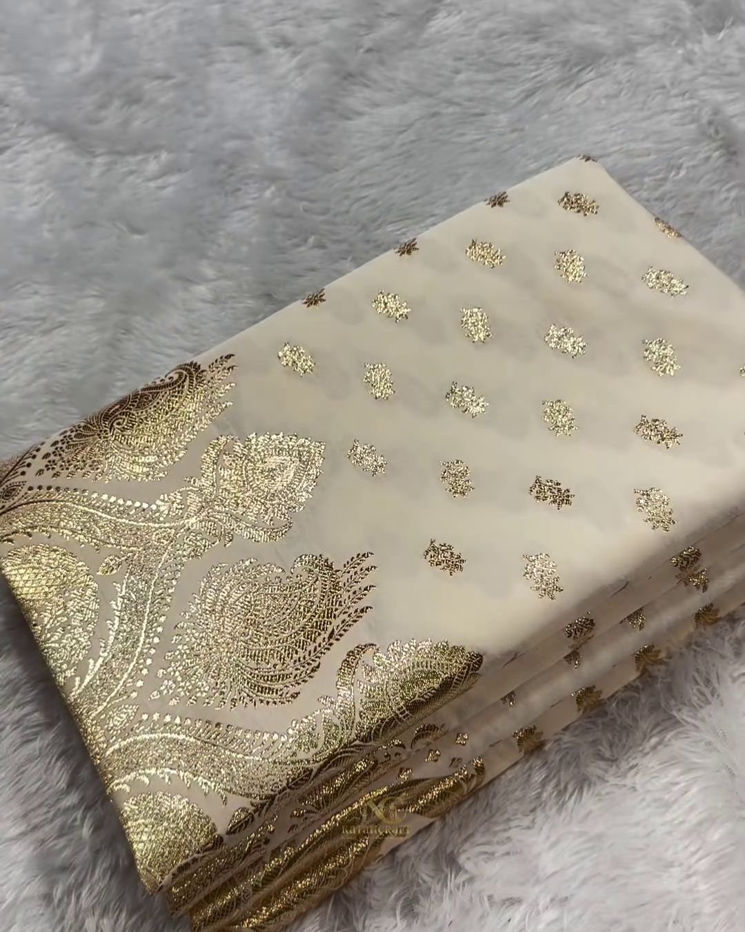 Swati - Durga Puja Special – Off-White &amp; Red Banarasi Katan Silk Saree with Zari Weaving