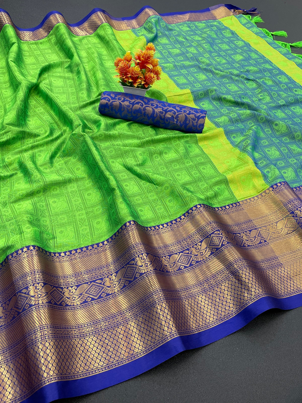 Krisha Dark Green Cotton Silk Saree