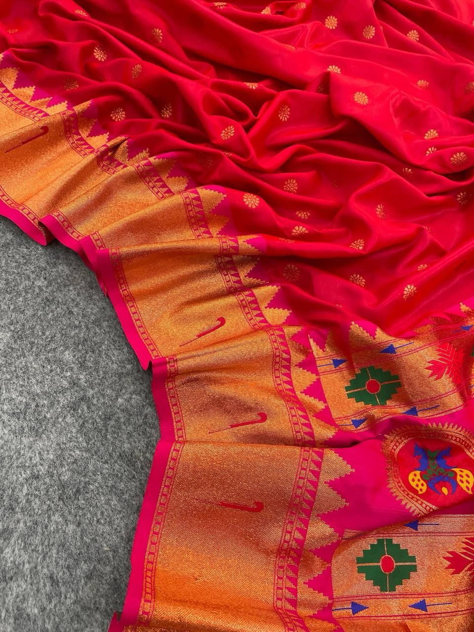 Aaru Pink Banarasi Satin Silk Saree