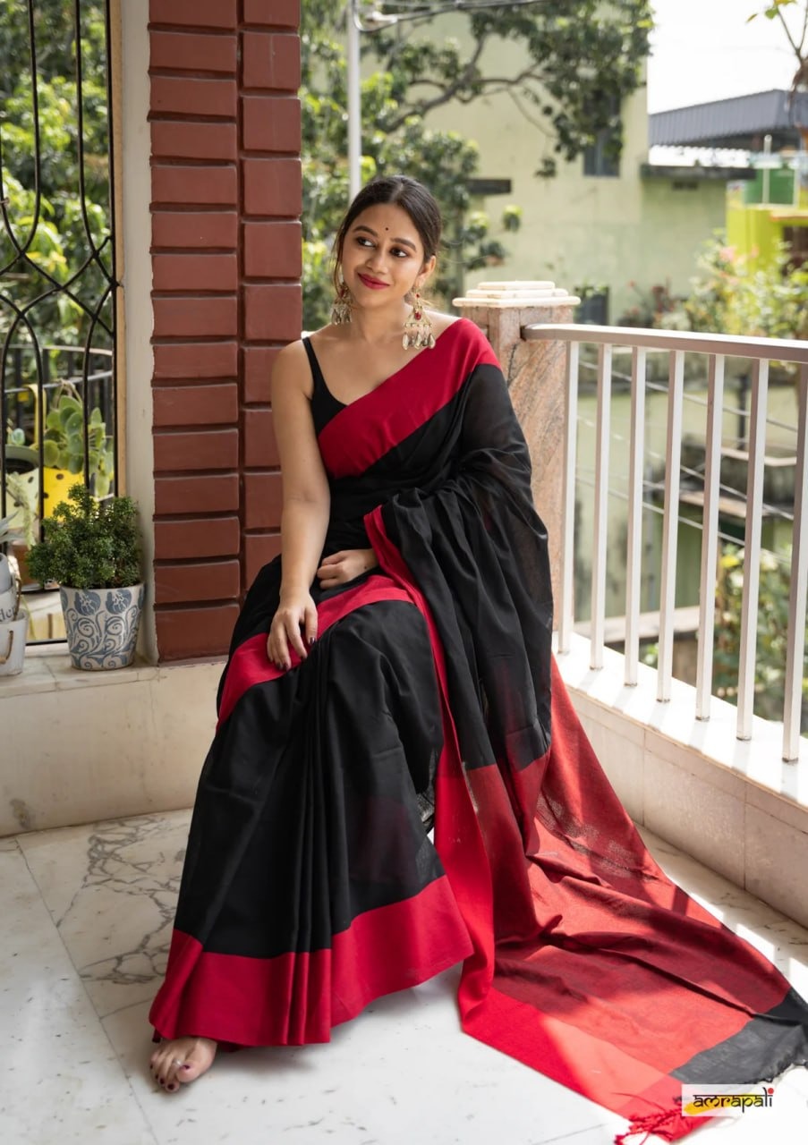 Charulata Black &amp; Red Cotton Border Saree