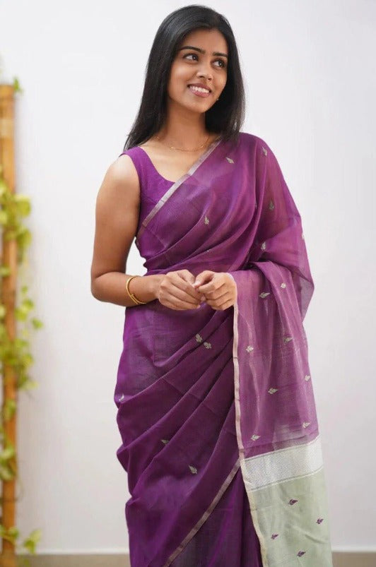 Mireya Purple Cotton Saree with Dual-Tone Pallu
