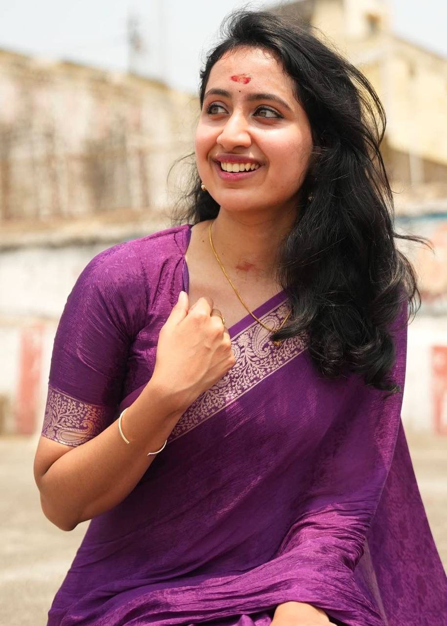 Aaliyah Purple Soft Silk Saree with Light Golden Jacquard Border &amp; Unstitched Blouse Piece