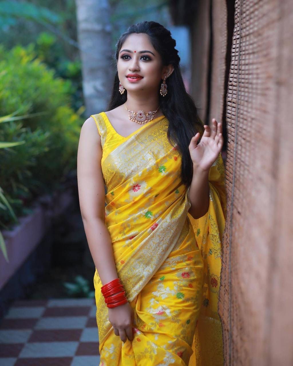 Abigail Yellow Soft Silk Floral Saree with Golden Jacquard Border &amp; Unstitched Blouse Piece
