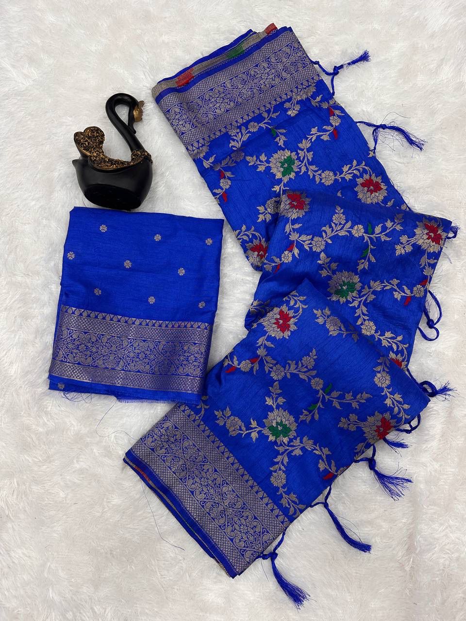 Abigail  Blue Soft Silk Floral Saree with Golden Jacquard Border &amp; Unstitched Blouse Piece