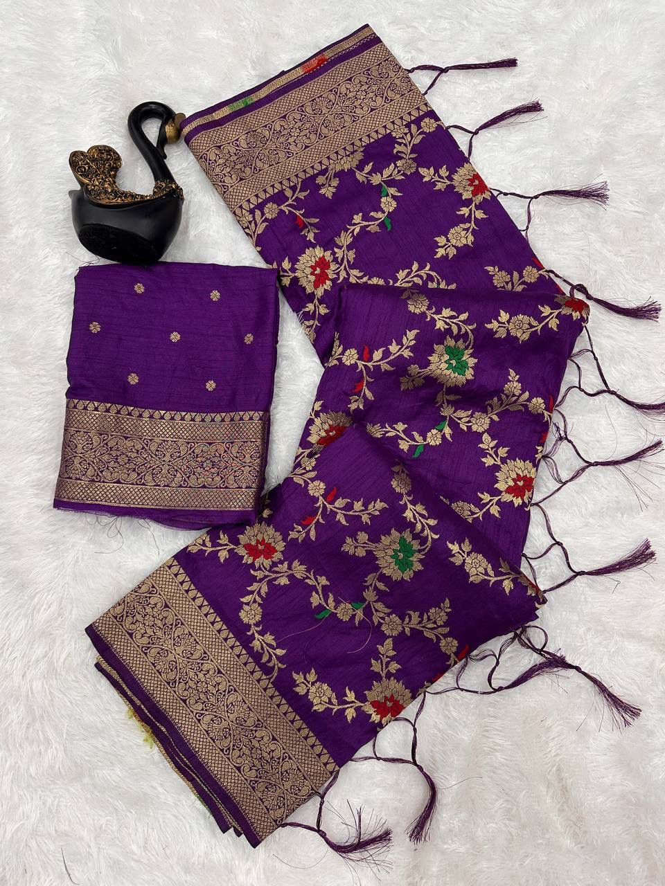 Abigail Purple Soft Silk Floral Saree with Golden Jacquard Border &amp; Unstitched Blouse Piece