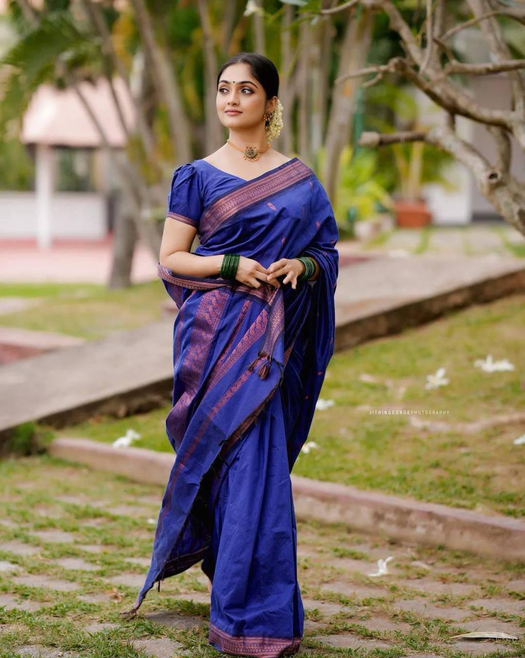 Majestic Royal Blue Banarasi Silk Saree with Rich Jacquard Design-BHAVNA