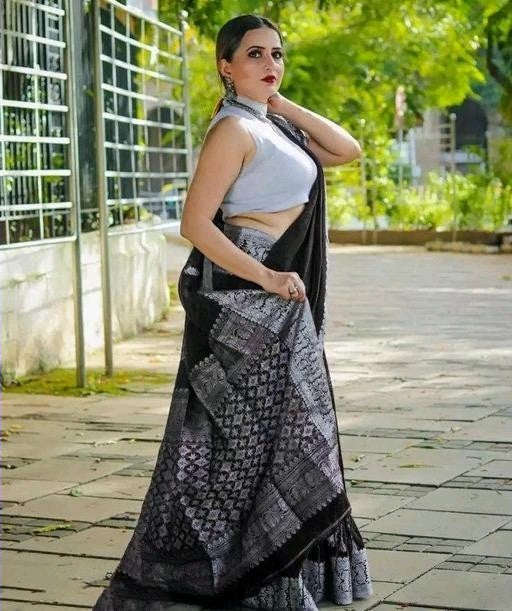 Riddhi Black Soft Banarasi Silk Saree With Abyys Blouse Piece