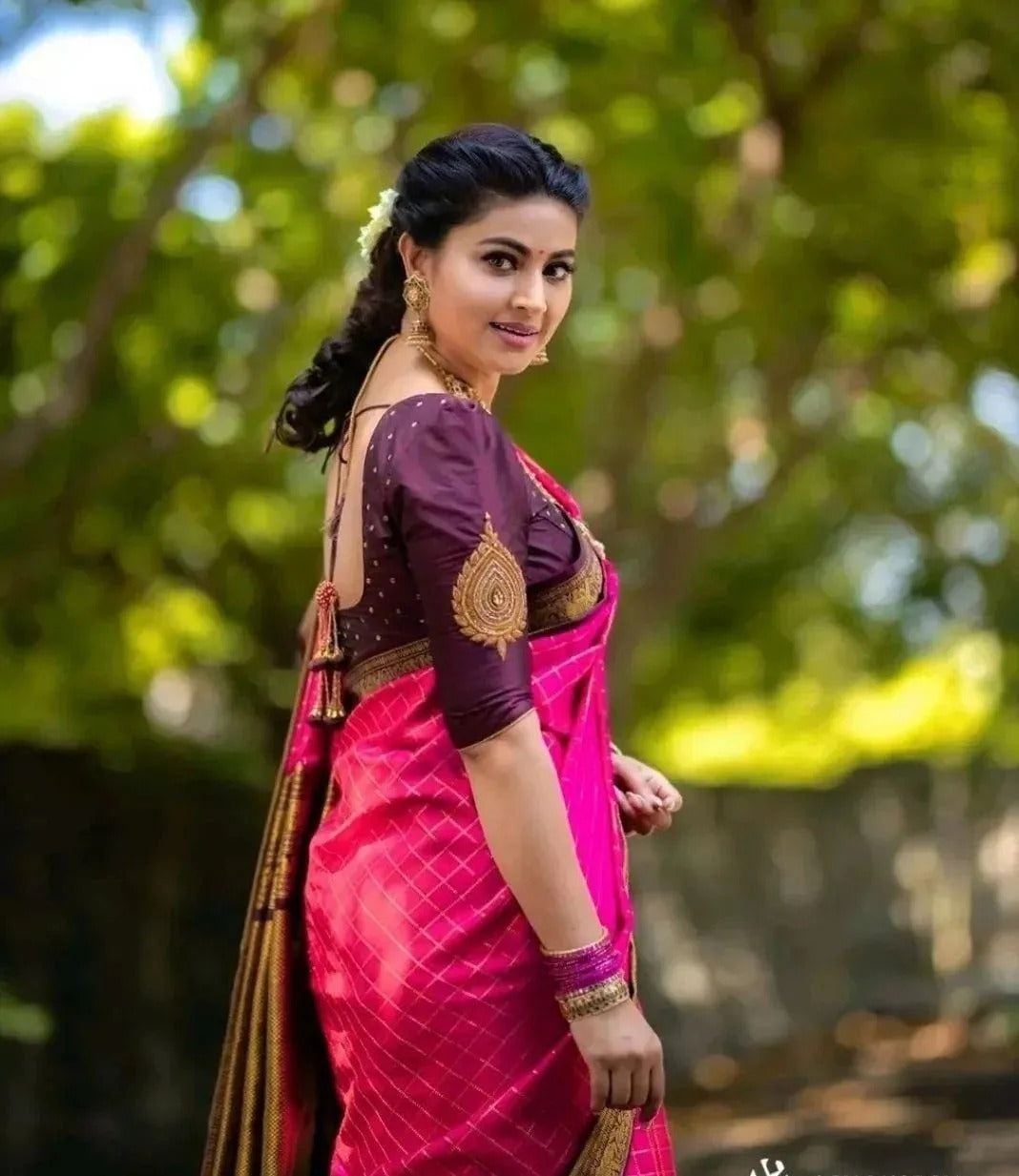 Anaya – Pink Soft Silk Saree with Jacquard Weaving Border