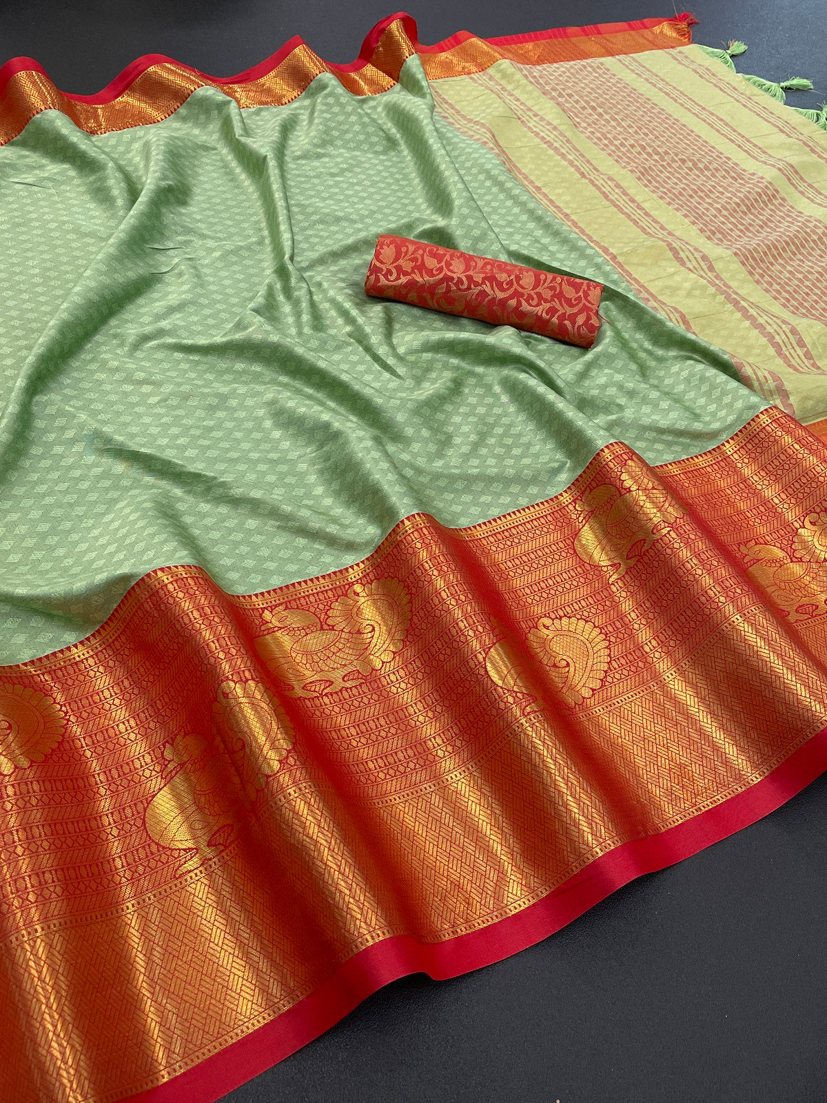 Riya Pista Cotton Silk Saree