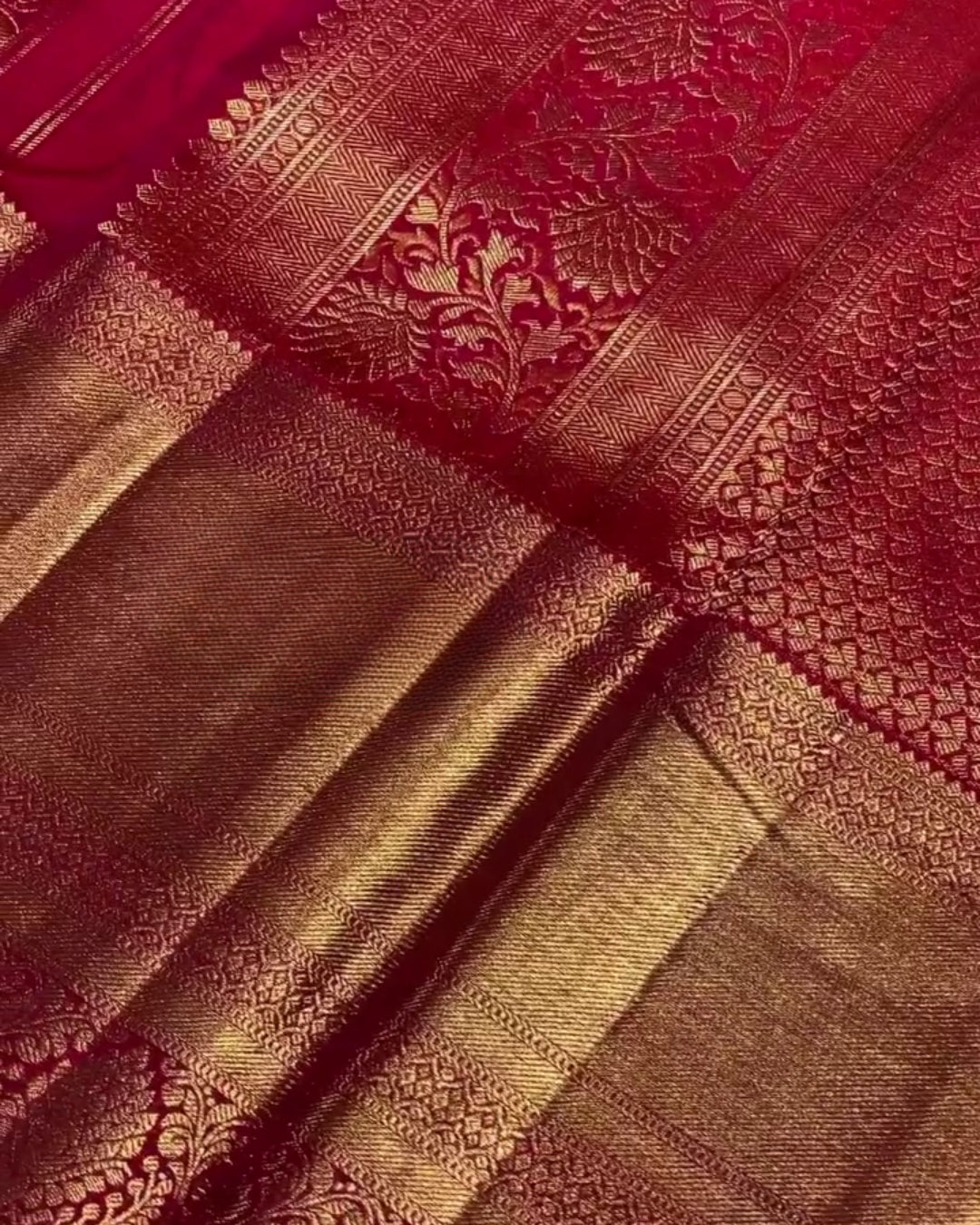 Avany - Royal Magenta Peacock Woven Silk Saree
