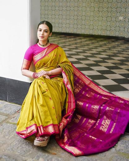 Chic Lemon-Pink Banarasi Silk Saree with Rich Jacquard Design-BHAVNA