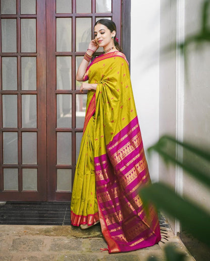 Chic Lemon-Pink Banarasi Silk Saree with Rich Jacquard Design-BHAVNA