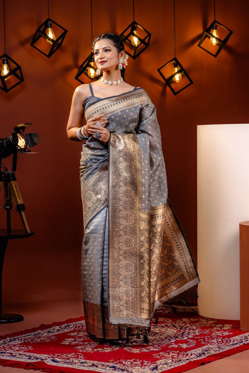 Ibarshani Grey Banarasi Silk Saree With Attractive Blouse Piece Attached