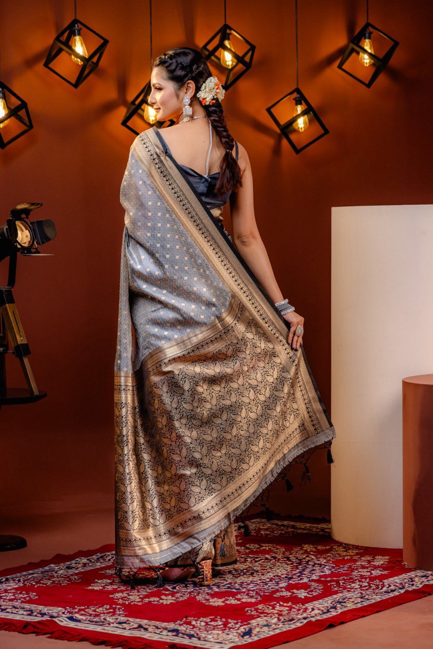 Ibarshani Grey Banarasi Silk Saree With Attractive Blouse Piece Attached