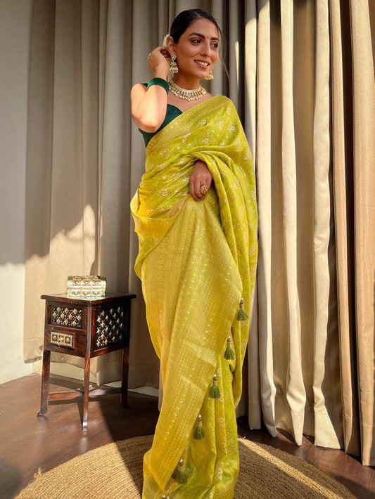 Jamsa Yellow Banarasi Silk Saree With Attractive Blouse Piece