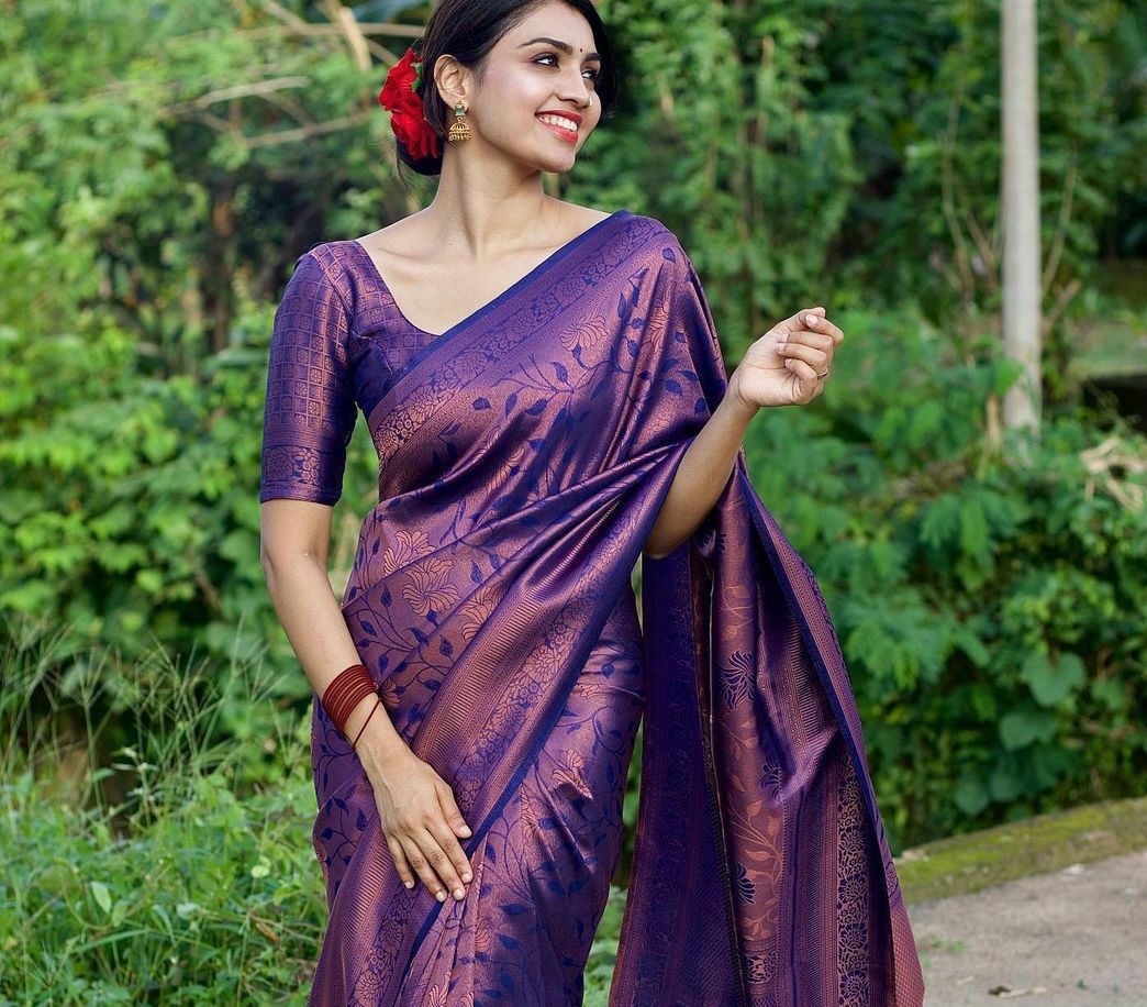 Lizzy Blue Kanchipuram Saree with attractive blouse piece