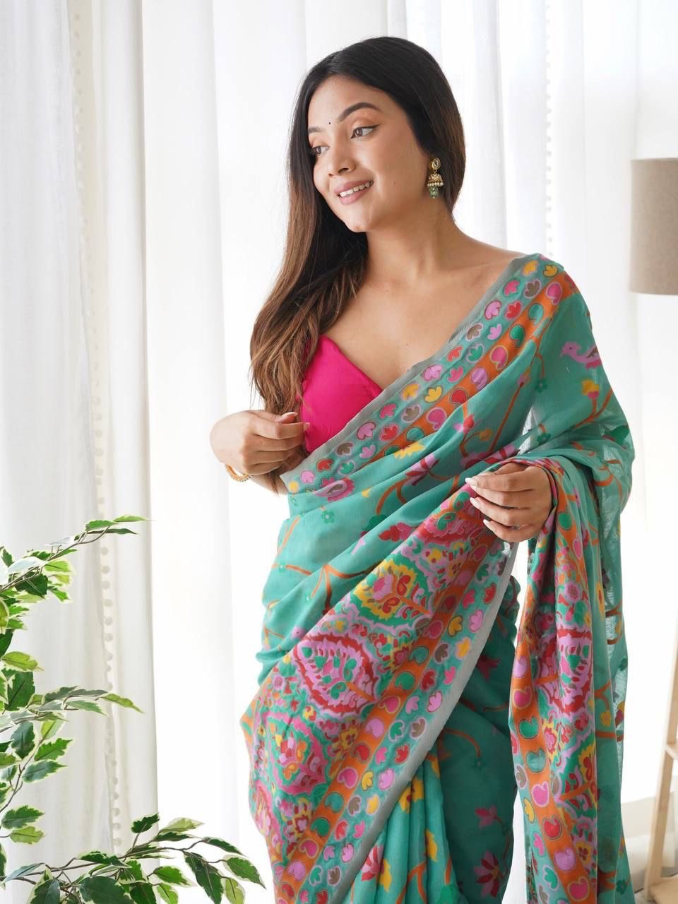 Mahira RamaGreen Cotton Woven Kashmiri Saree