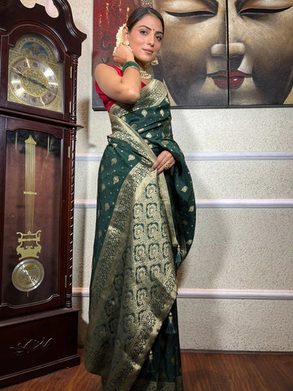 Moisey Green Banarasi Silk Saree With Amazing Blouse Piece