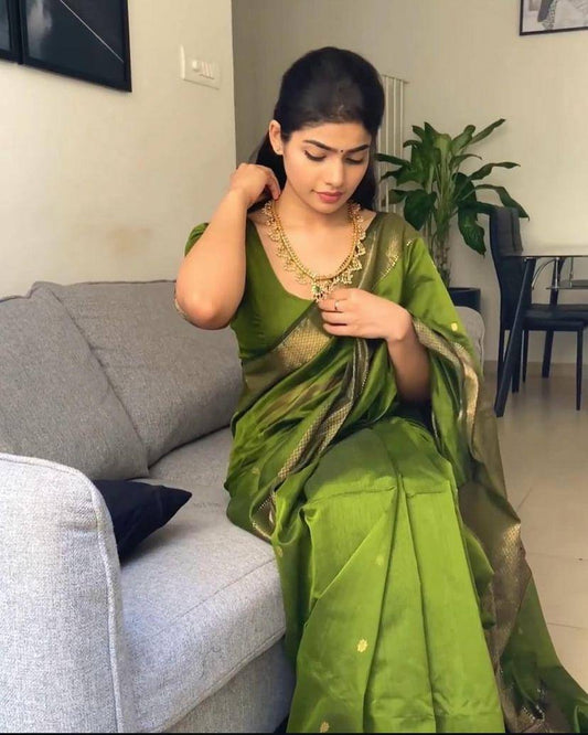 Beauteous Pistachio Green Soft Cotton Silk Saree With especial Blouse Attached