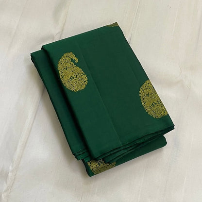Renuka – Emerald Green Banarasi Soft Silk Saree with Royal Paisley Zari &amp; Grand Pallu