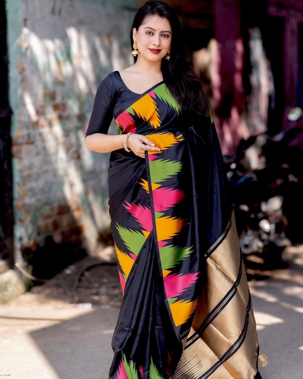 Minjyauu Black Soft Silk Saree With Attached Blouse