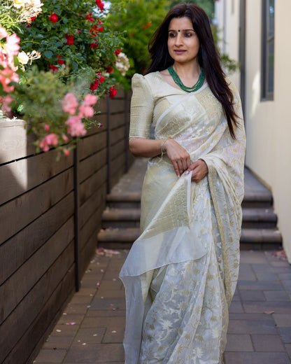 Effervescent White Golden Zari Designed Soft Banarasi Silk Saree With Elision Blouse Piece