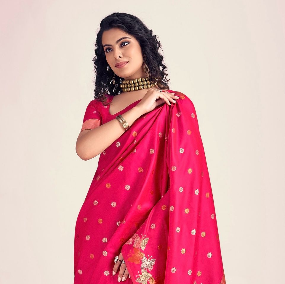 Nihika Cherry Red Banarasi Silk Saree WIth Fabulouse Blouse Piece