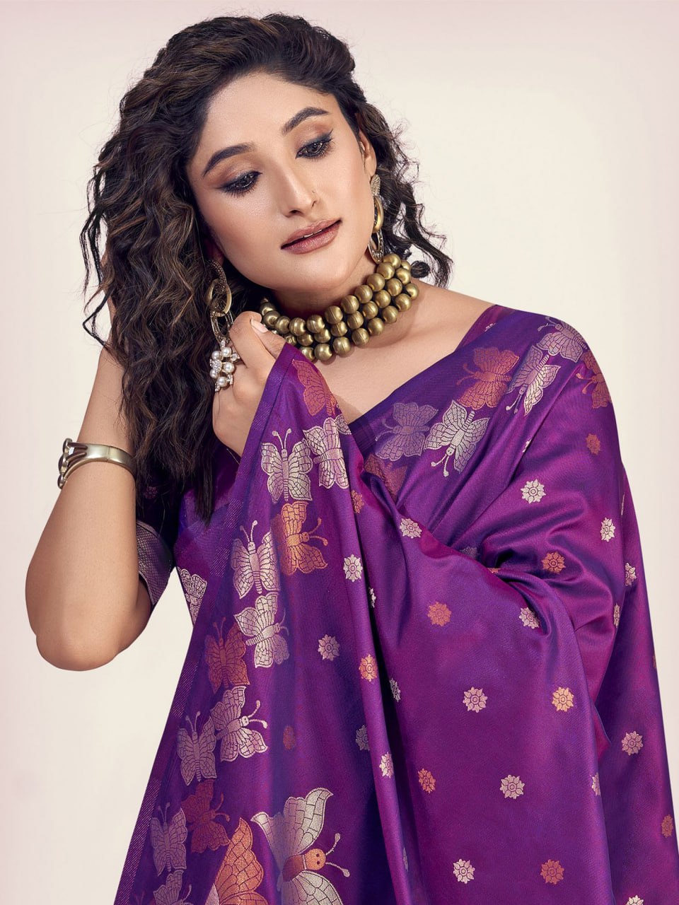 Nihika Deep Purple Banarasi Silk Saree WIth Fabulouse Blouse Piece